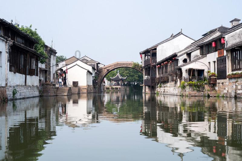 为什么雷佳音会去拍《古董局中局》？他在这部影片中的表现如何？
